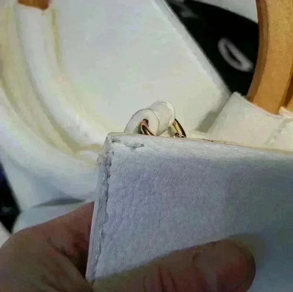 White faux Leather Tote - Picture 2 of 8